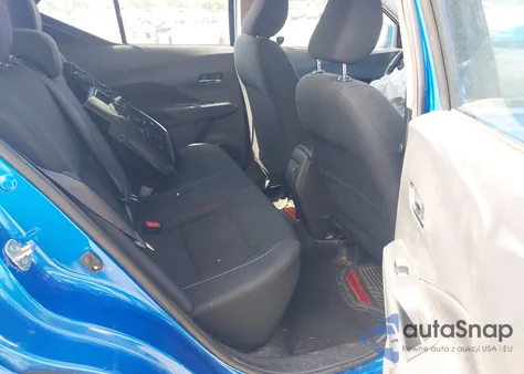 2021 Nissan Kicks Sv Xtronic Cvt z USA, uszkodzony, nr VIN 3N1CP5CV5ML518761